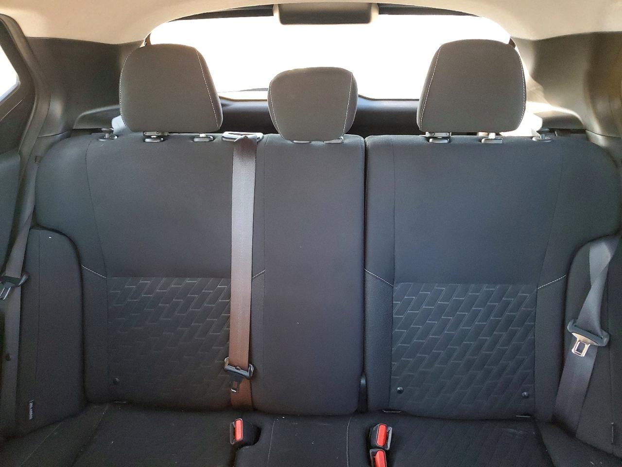 2021 NISSAN KICKS S photo 10