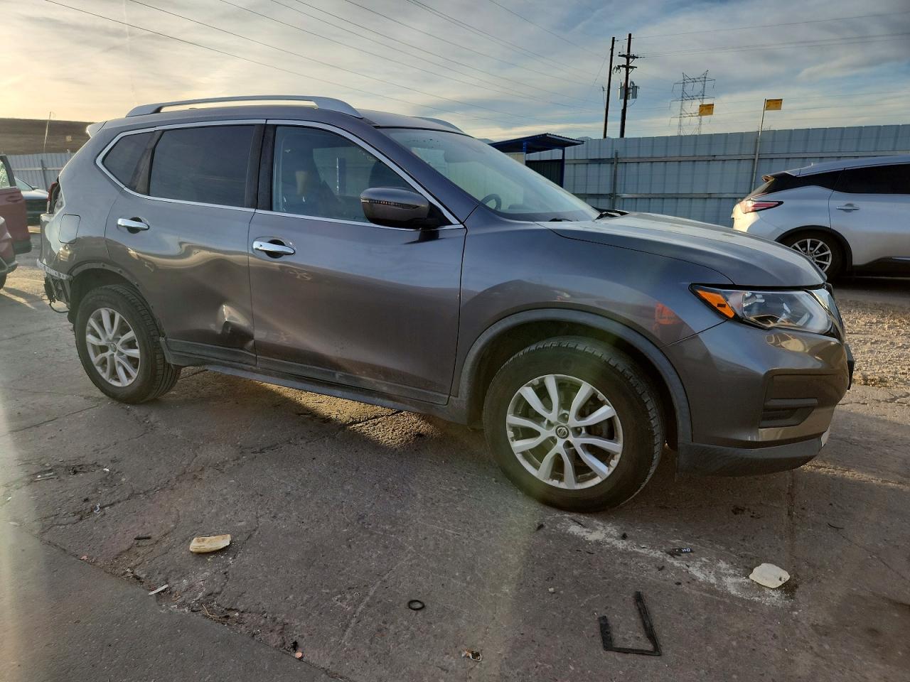 2020 NISSAN ROGUE S photo 4