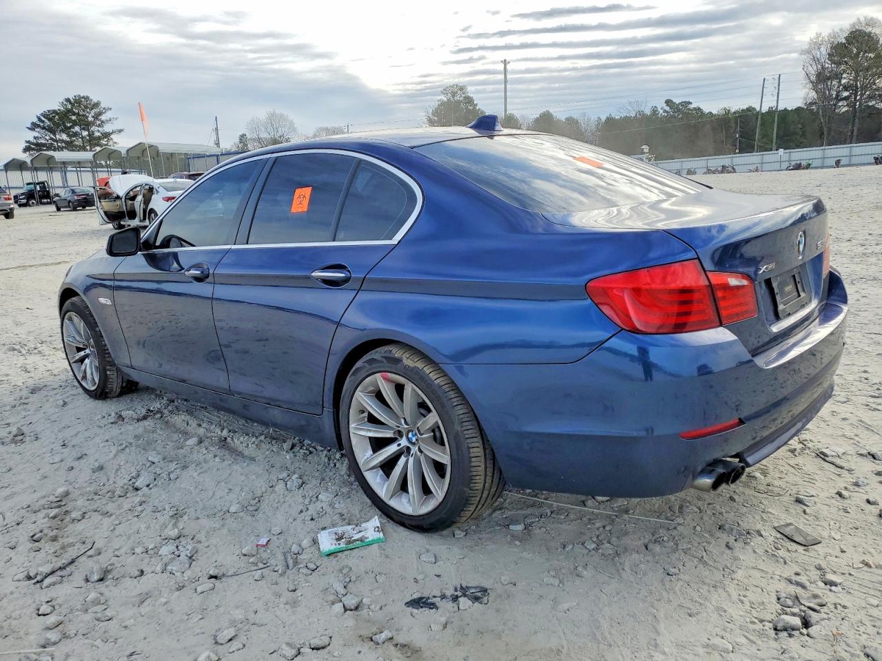 2013 BMW 528 XI photo 2