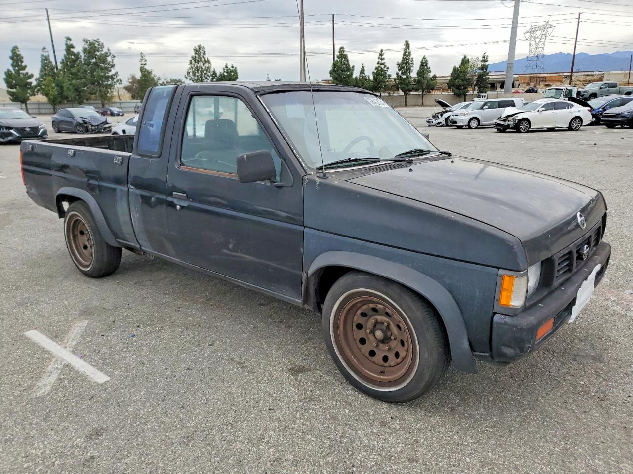 1993 NISSAN TRUCK KING CAB photo 4