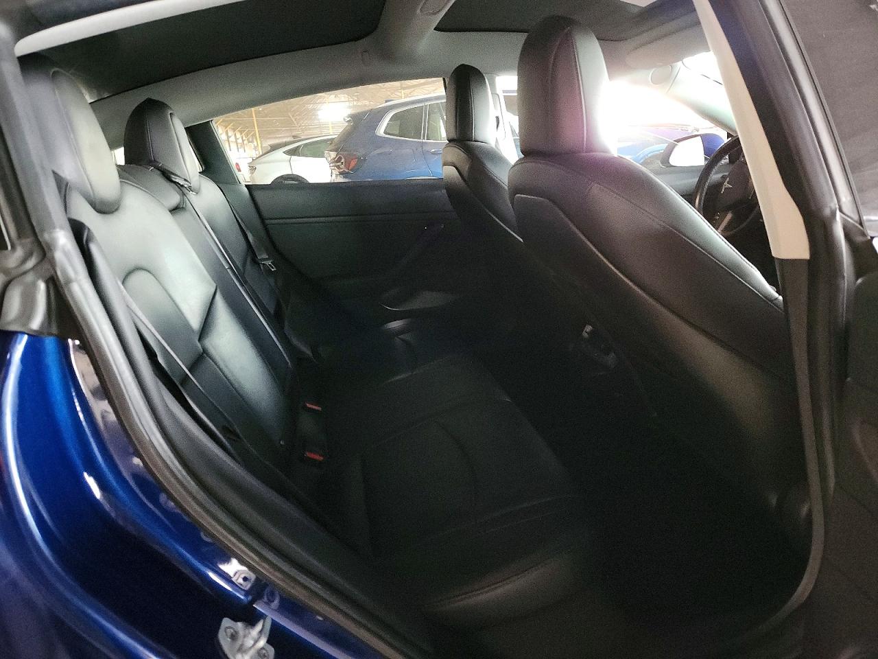 2018 TESLA MODEL 3 photo 10