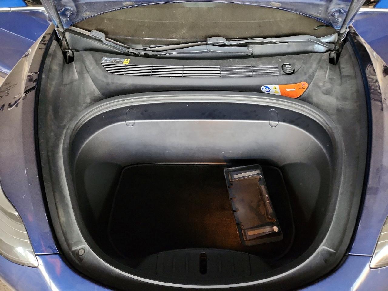 2018 TESLA MODEL 3 photo 11