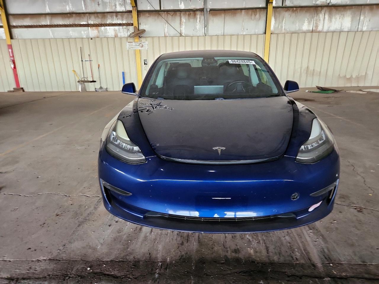 2018 TESLA MODEL 3 photo 5