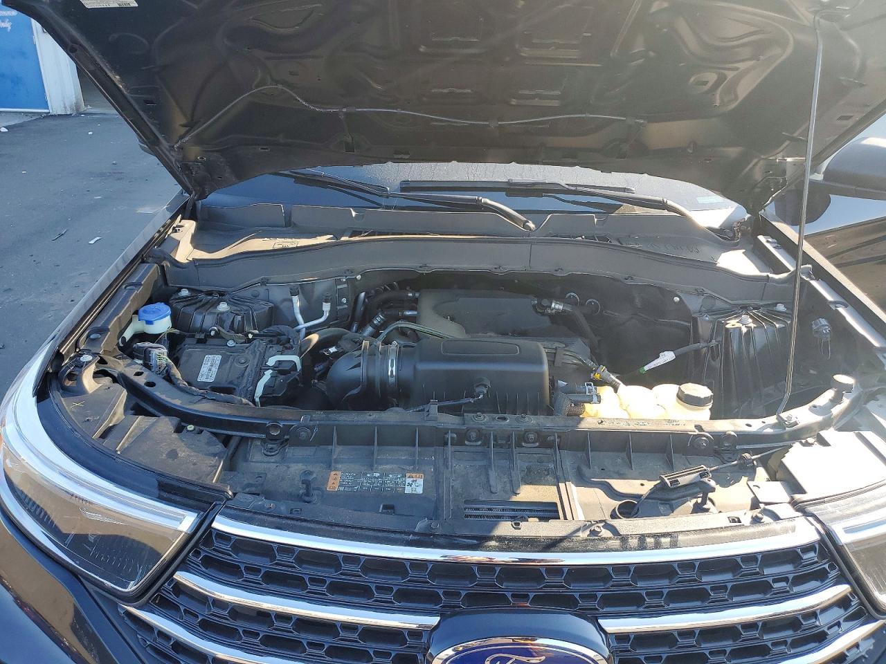 2020 FORD EXPLORER XLT photo 23