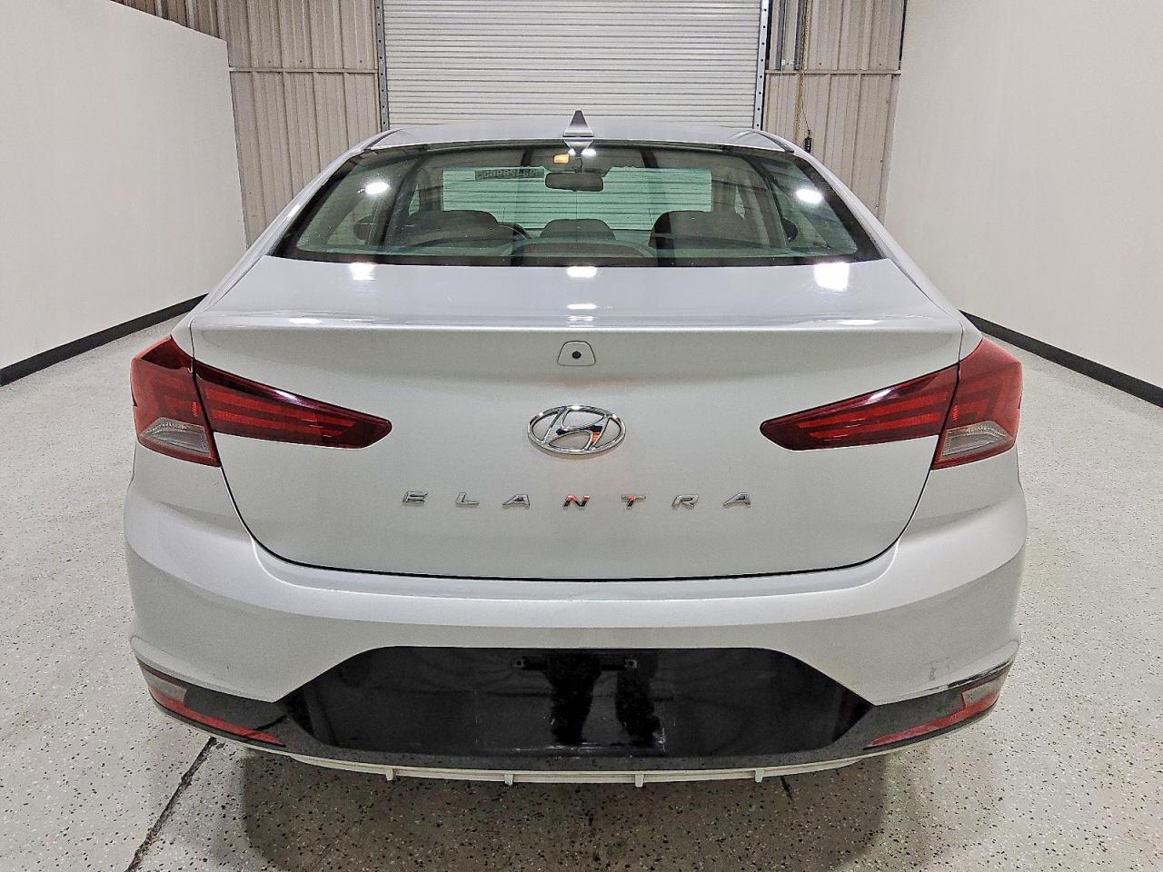 2020 HYUNDAI ELANTRA SEL photo 6