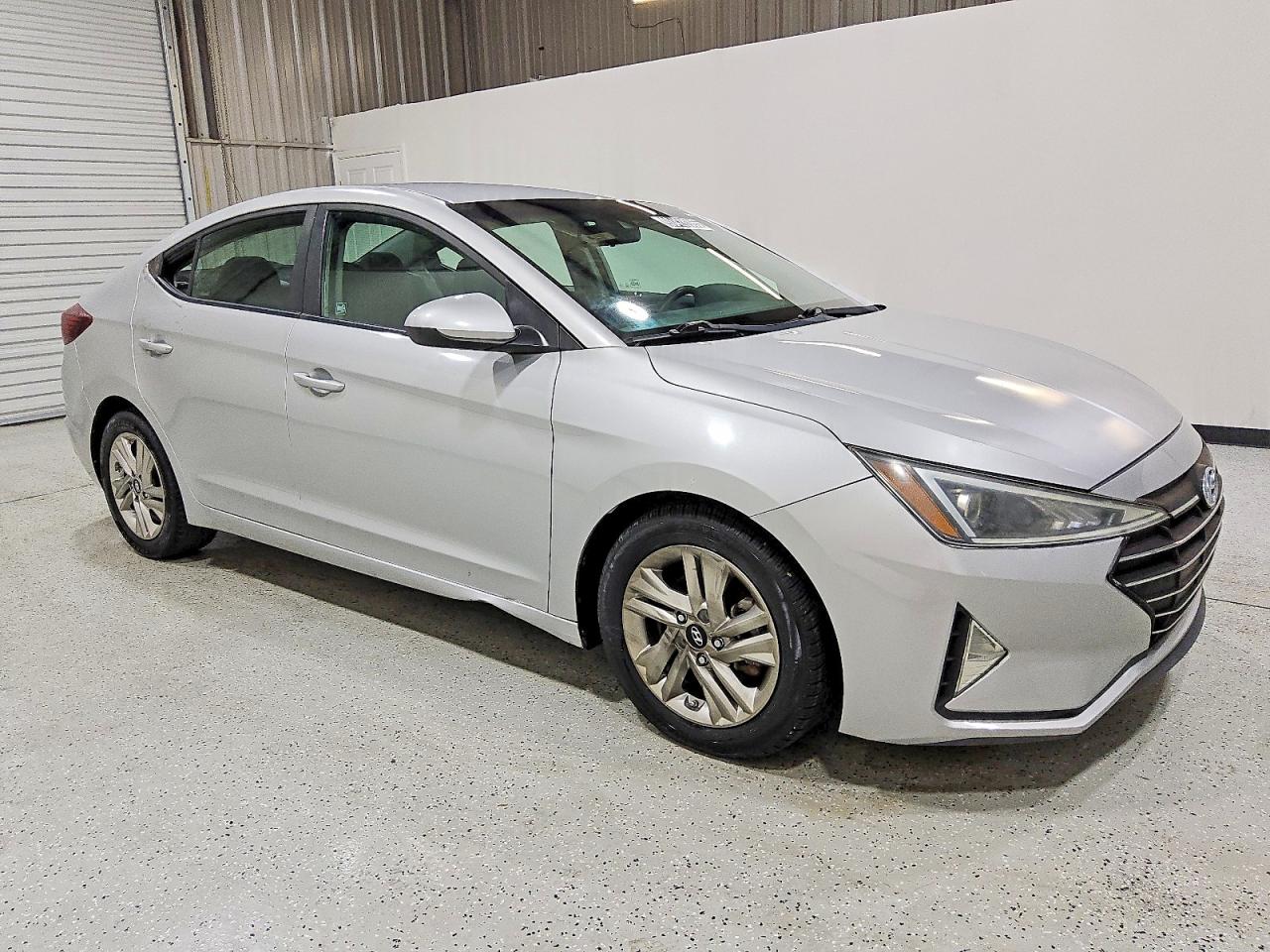 2020 HYUNDAI ELANTRA SEL photo 4