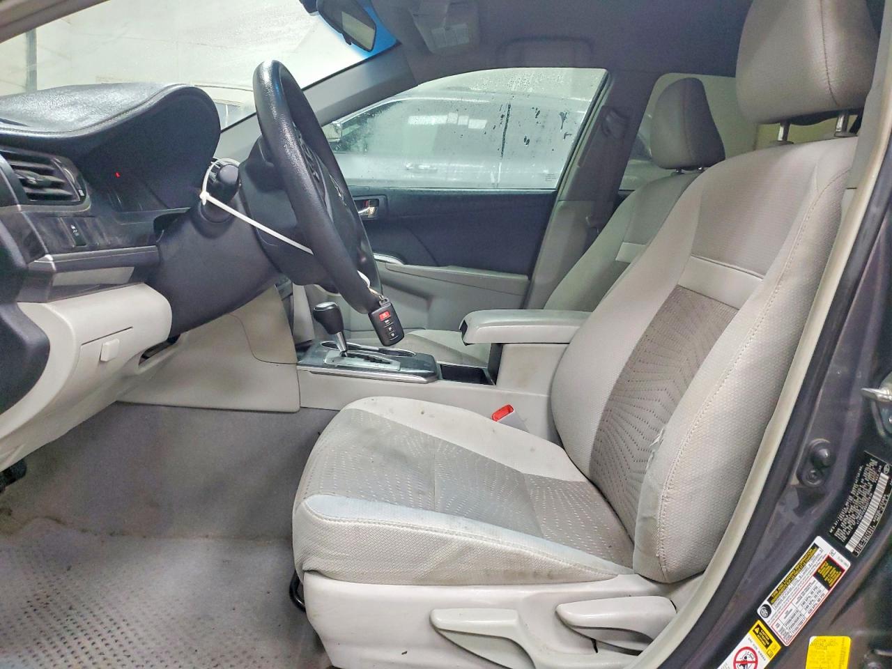 2013 TOYOTA CAMRY HYBRID photo 7