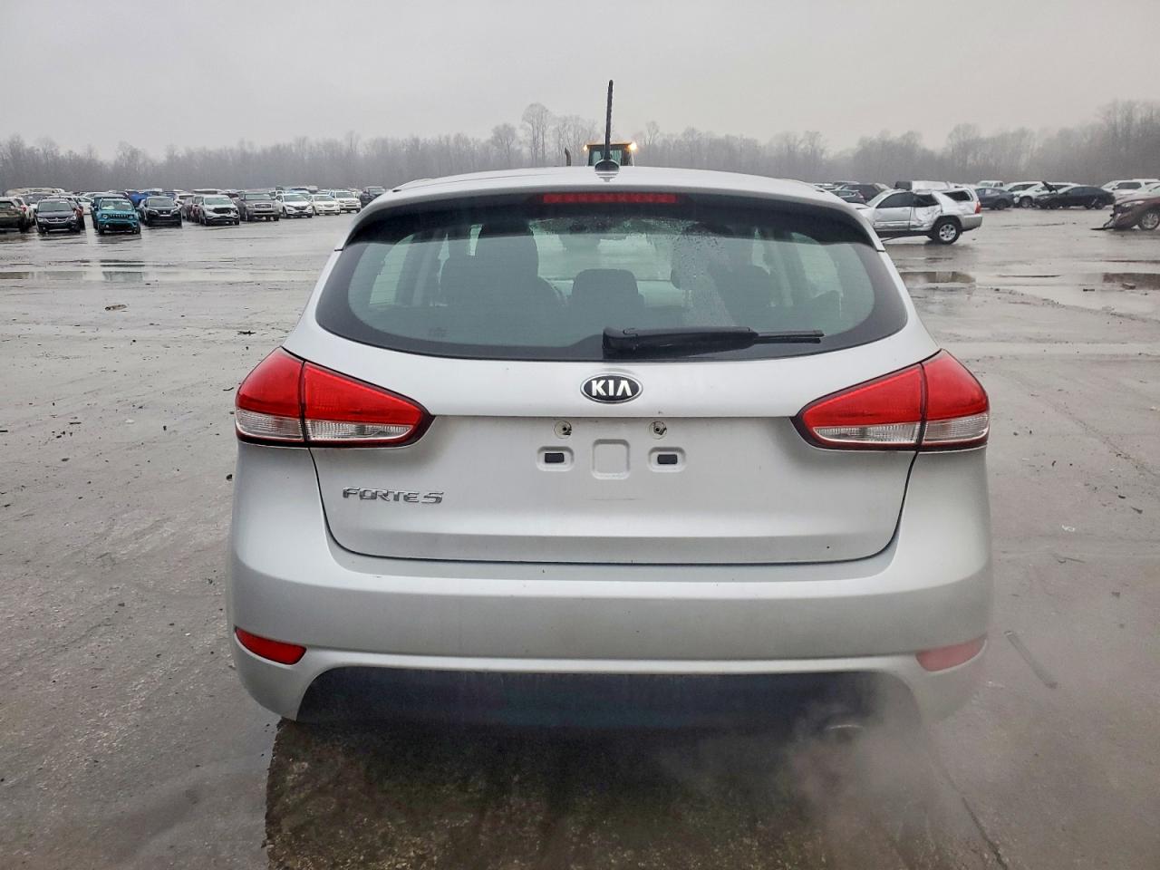 2017 KIA FORTE LX photo 6
