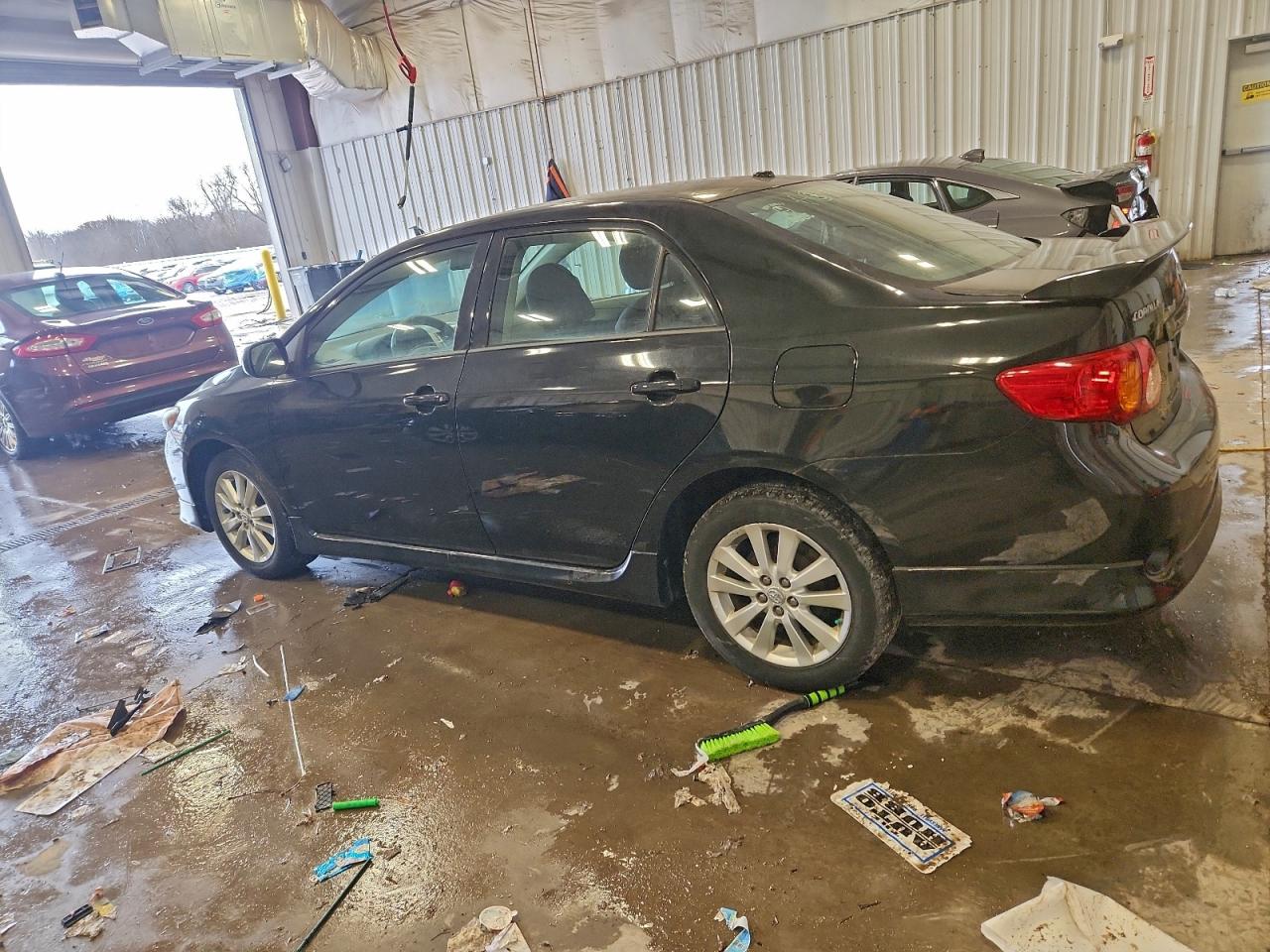 2010 TOYOTA COROLLA BASE photo 2