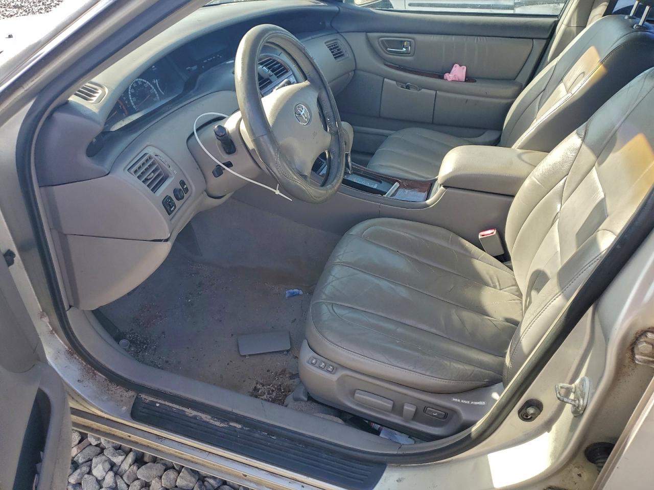 2002 TOYOTA AVALON XL photo 7