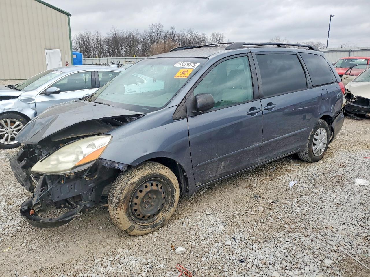 2009 TOYOTA SIENNA