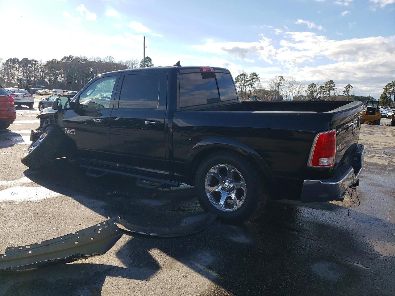 2014 RAM 1500 LARAMIE photo 2