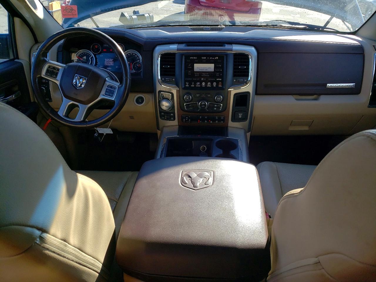 2014 RAM 1500 LARAMIE photo 8