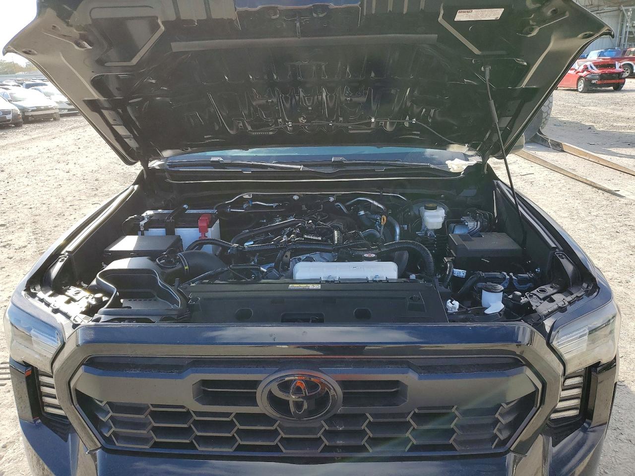 2024 TOYOTA TACOMA DOUBLE CAB photo 11