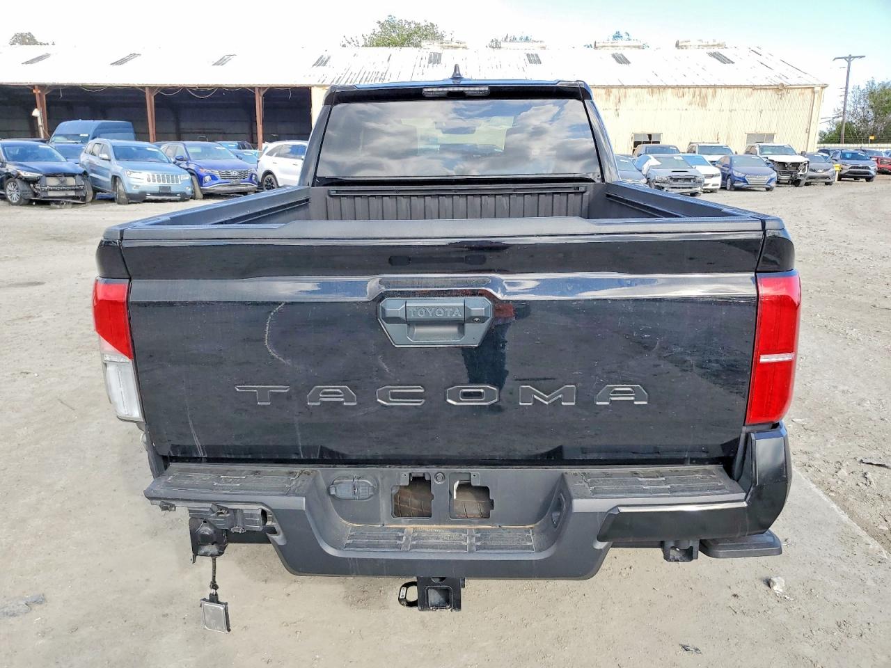 2024 TOYOTA TACOMA DOUBLE CAB photo 6