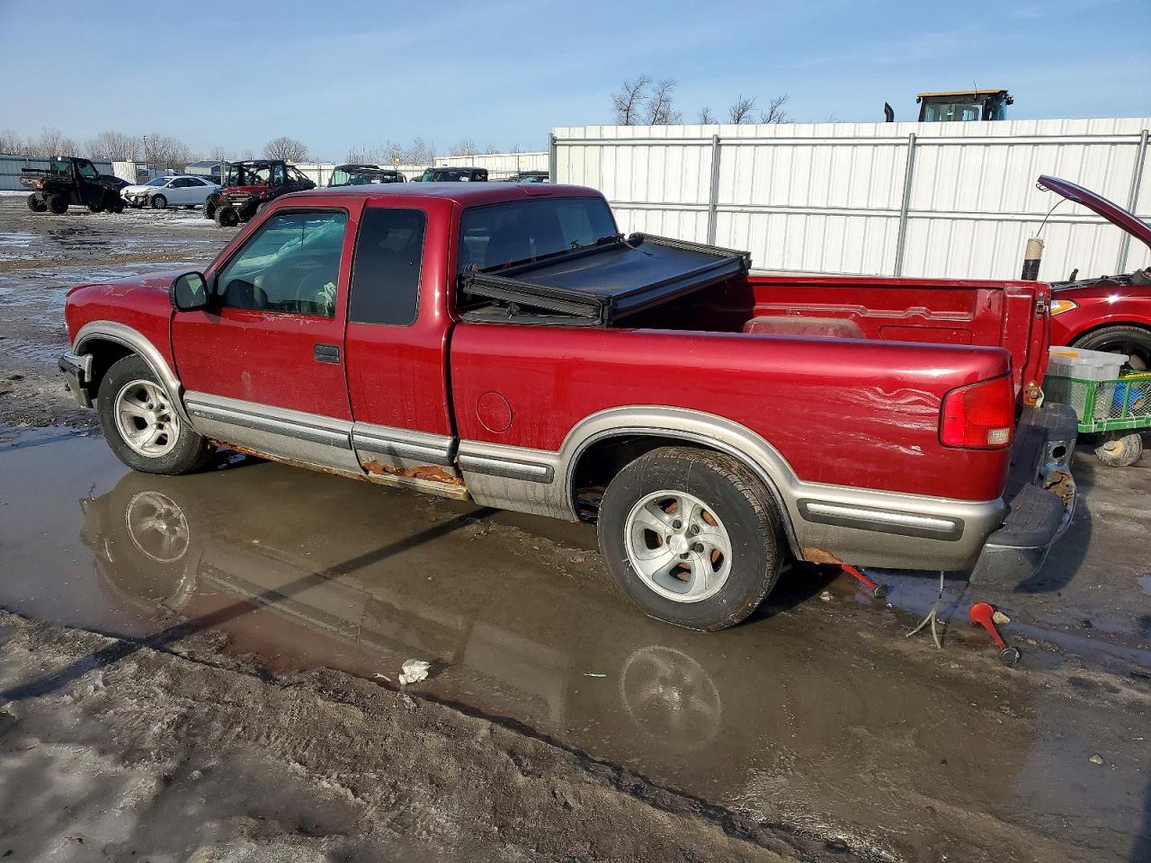 1998 CHEVROLET S TRUCK S10 photo 2