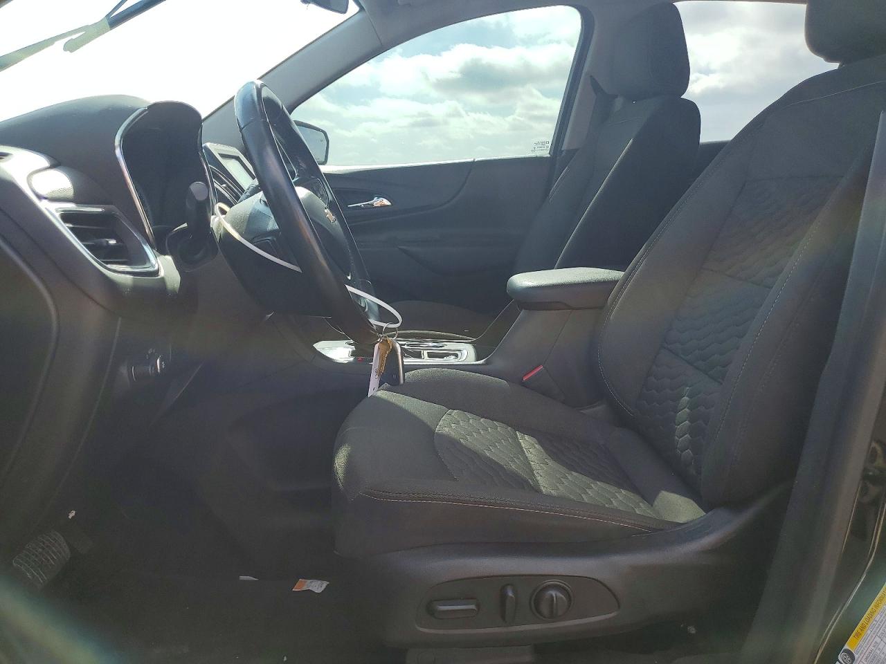 2018 CHEVROLET EQUINOX LT photo 7
