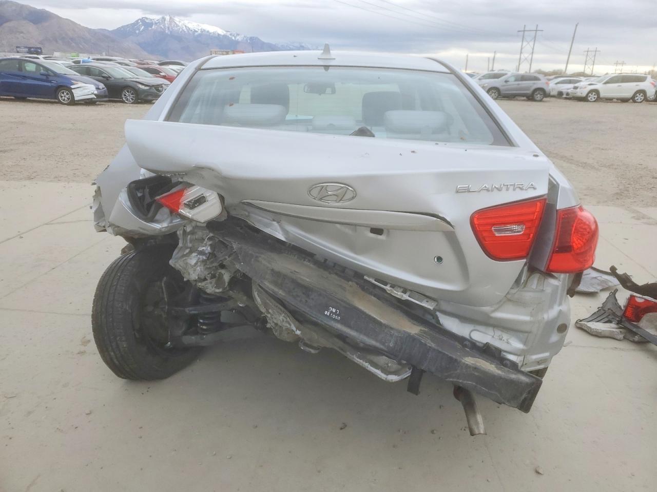 2010 HYUNDAI ELANTRA BLUE photo 6