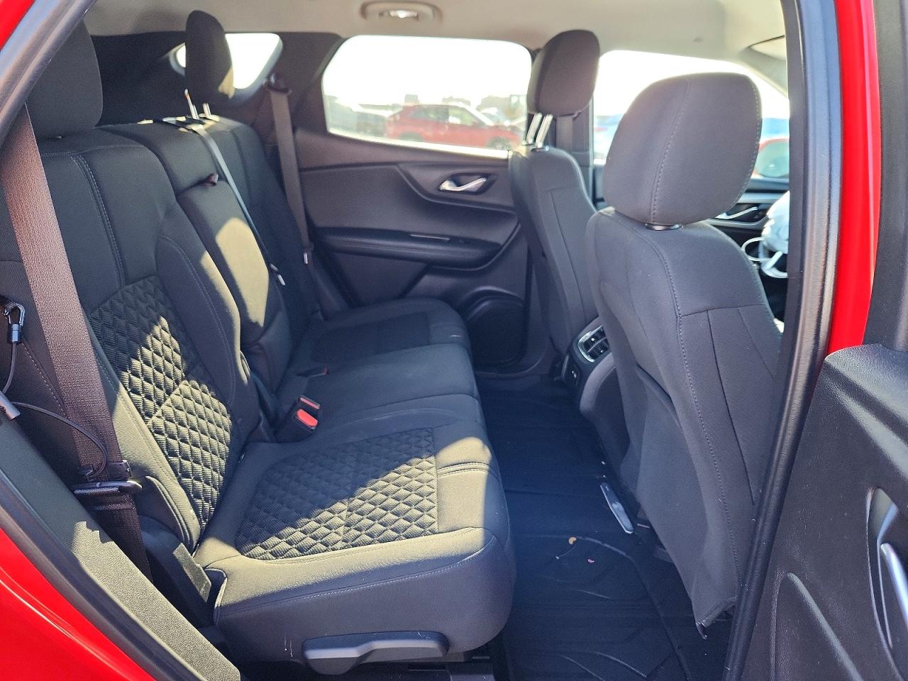 2020 CHEVROLET BLAZER 2LT photo 11