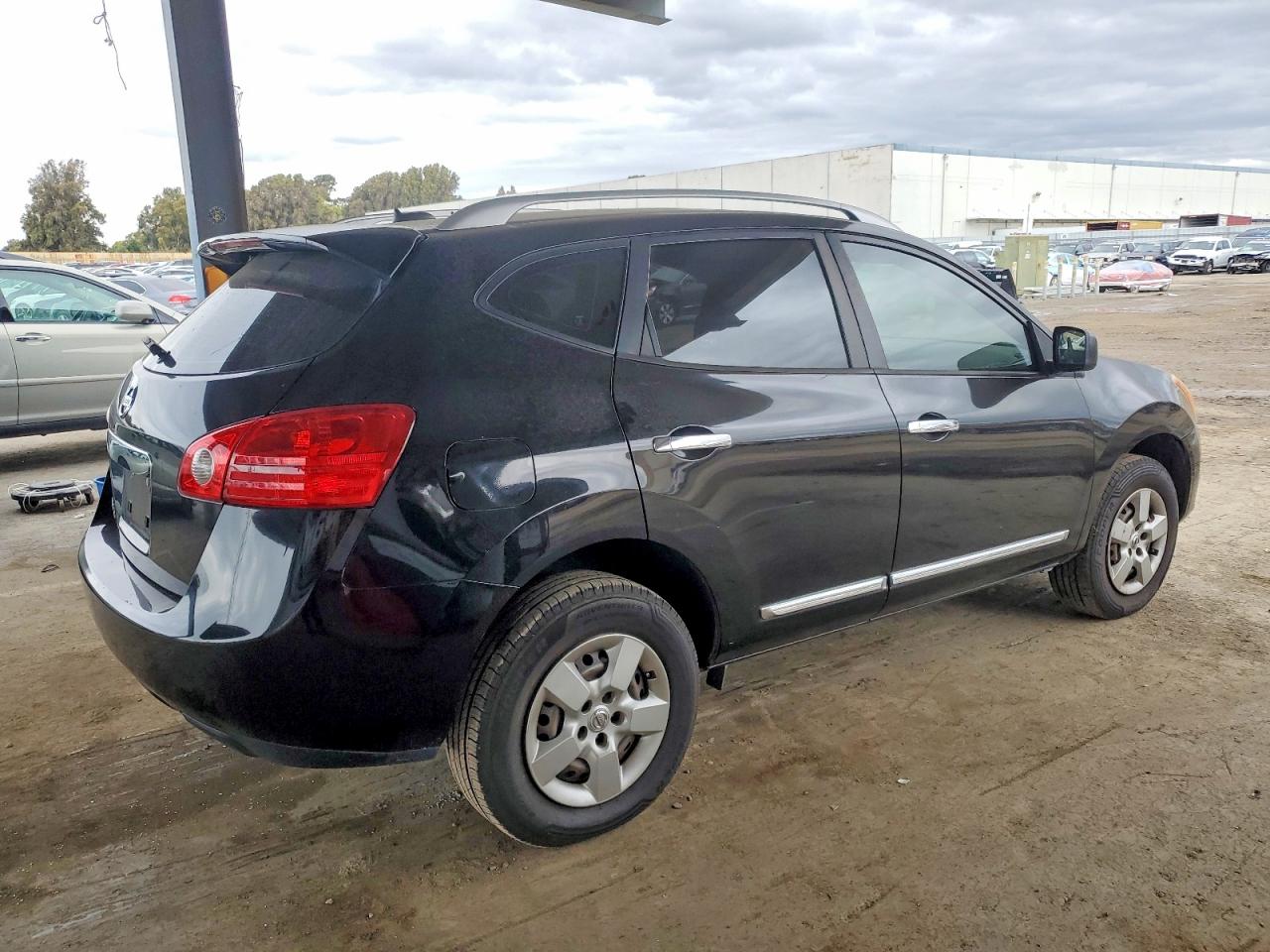 2015 NISSAN ROGUE SELECT S photo 3