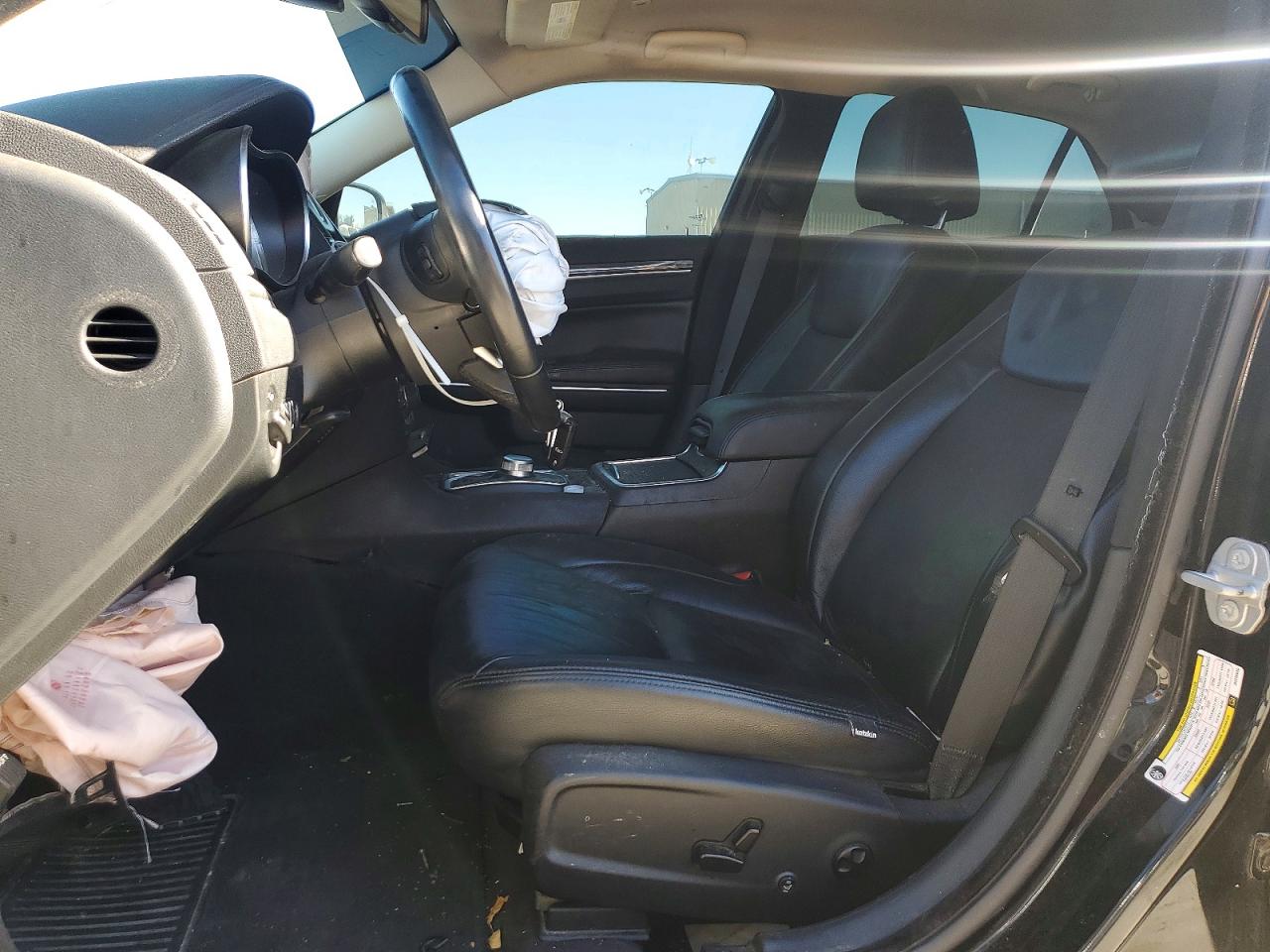2018 CHRYSLER 300 TOURING photo 7