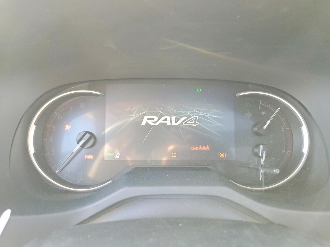 2019 TOYOTA RAV4 LIMITED photo 9
