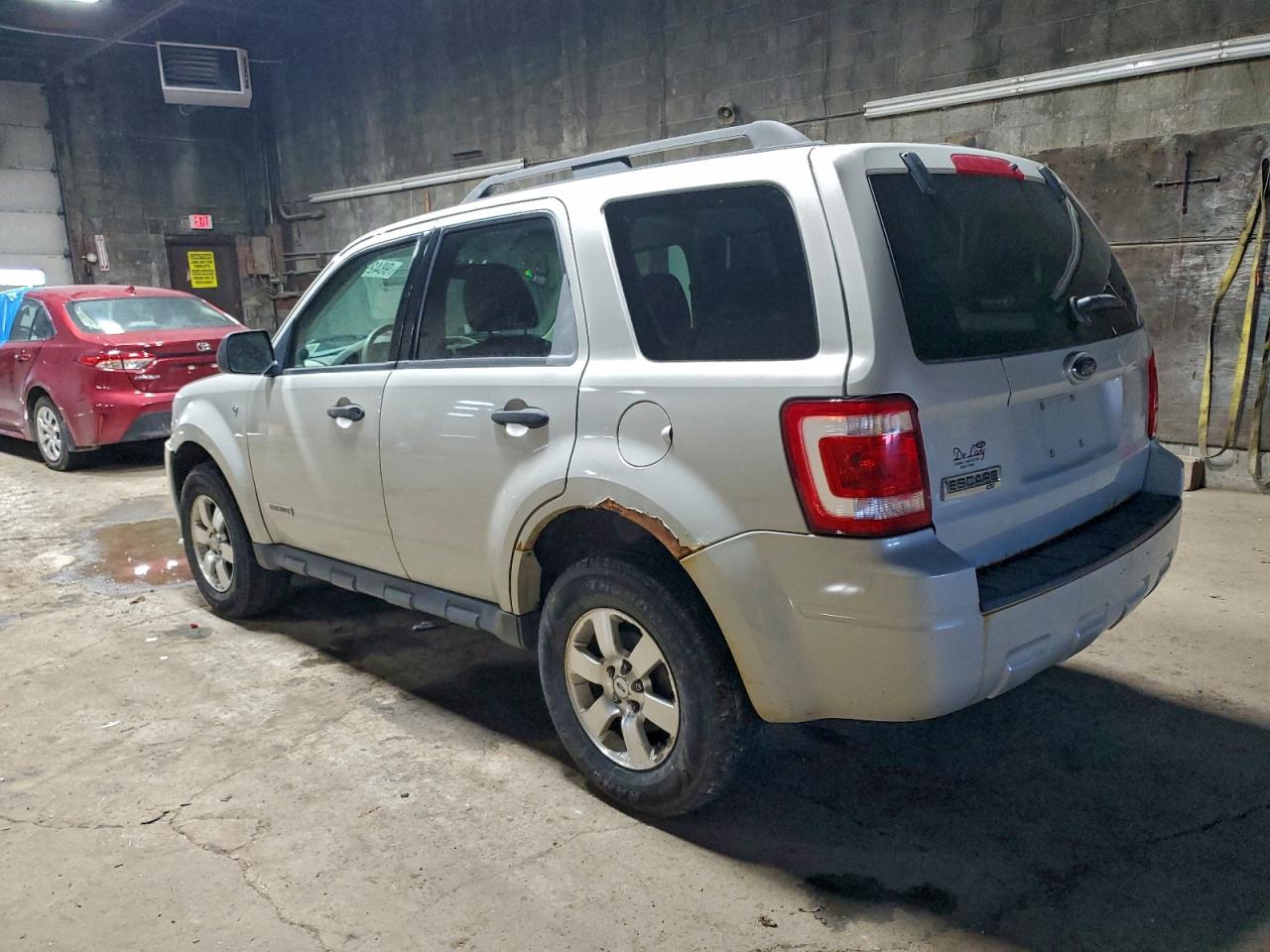 2008 FORD ESCAPE XLT photo 2