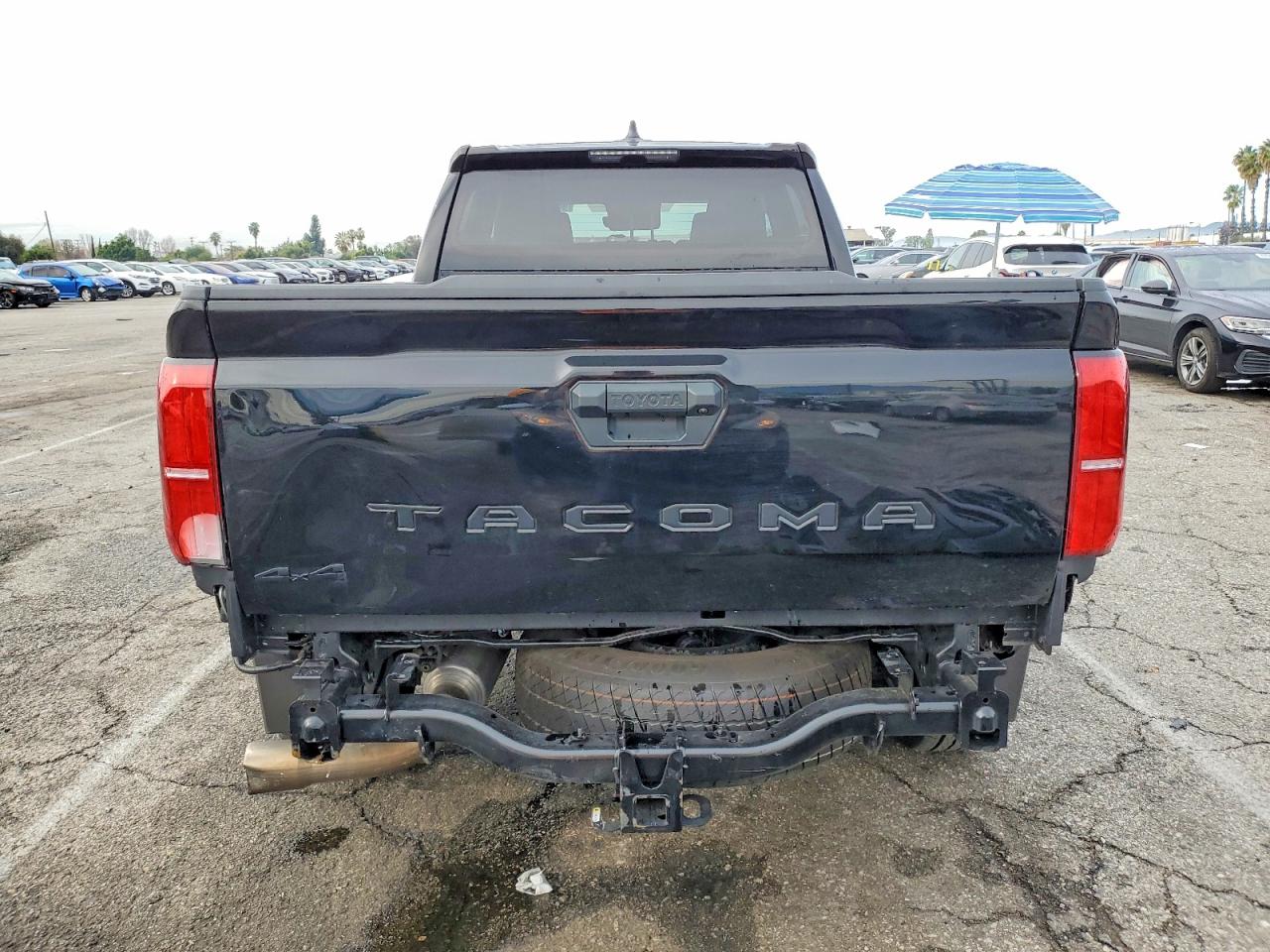 2024 TOYOTA TACOMA DOUBLE CAB photo 6
