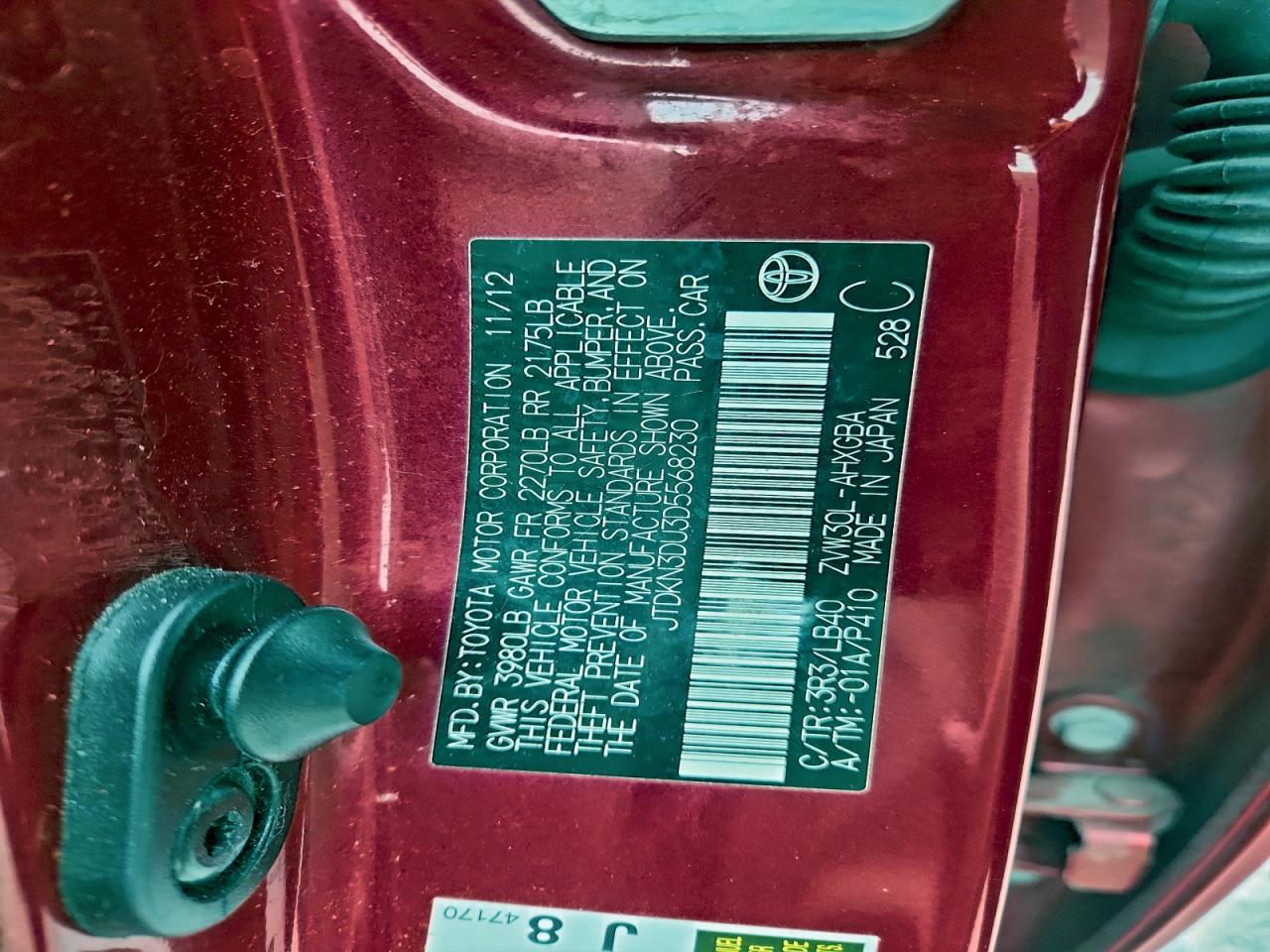 2013 TOYOTA PRIUS photo 12