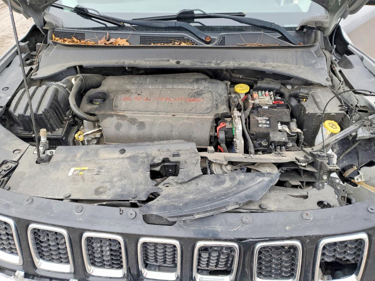 2017 JEEP COMPASS LATITUDE photo 12