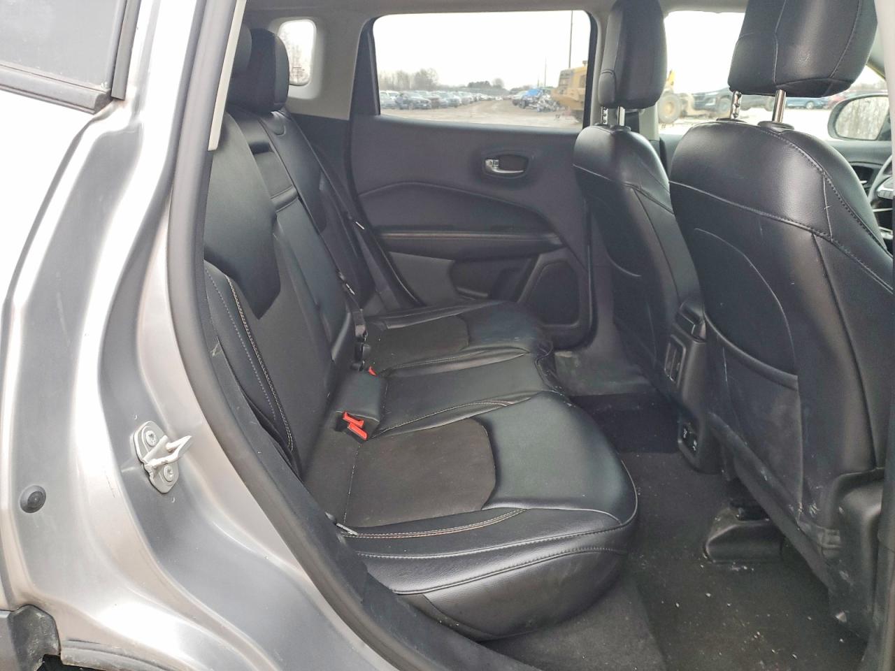 2017 JEEP COMPASS LATITUDE photo 11