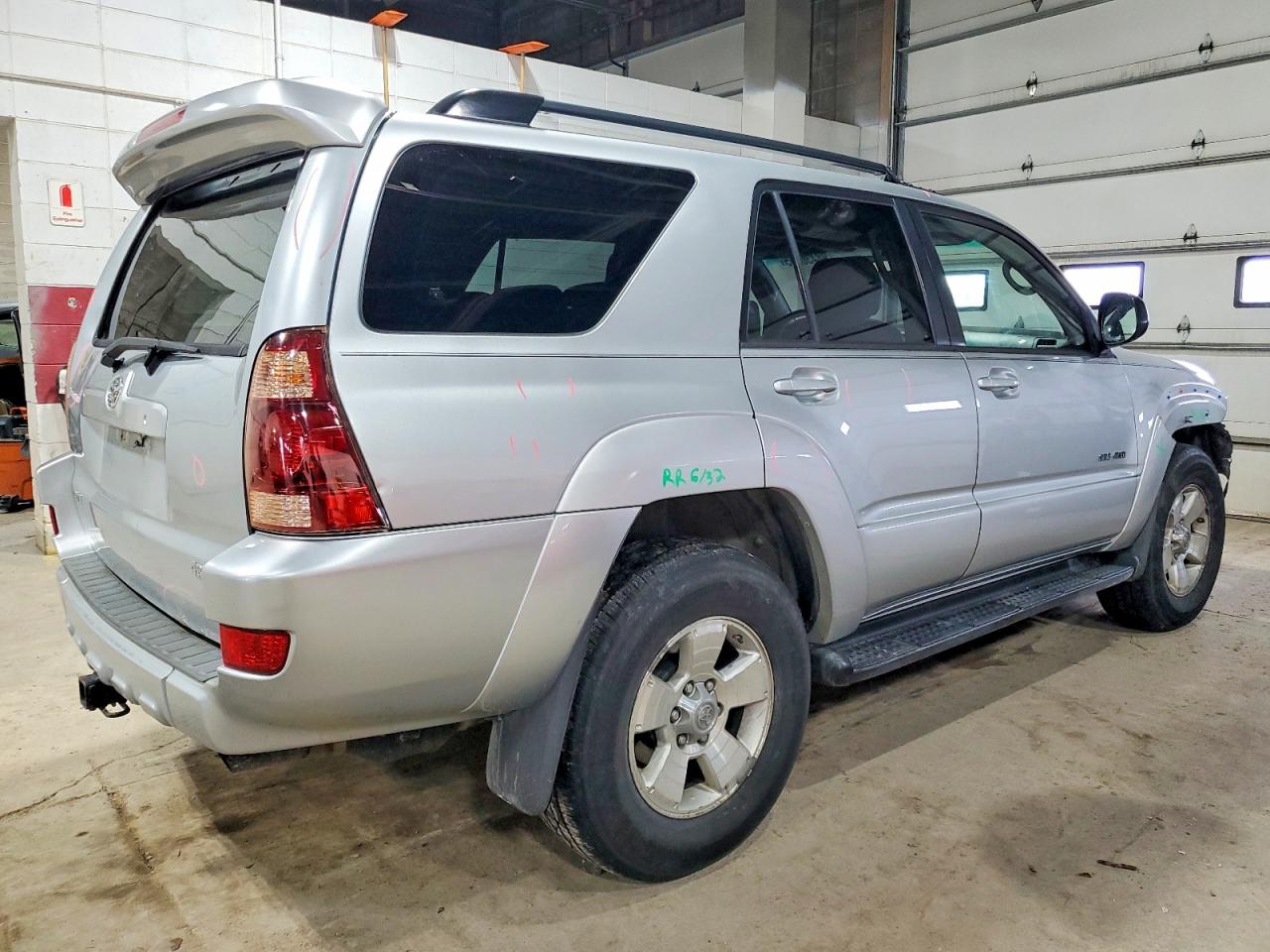 2005 TOYOTA 4RUNNER SR5 photo 3