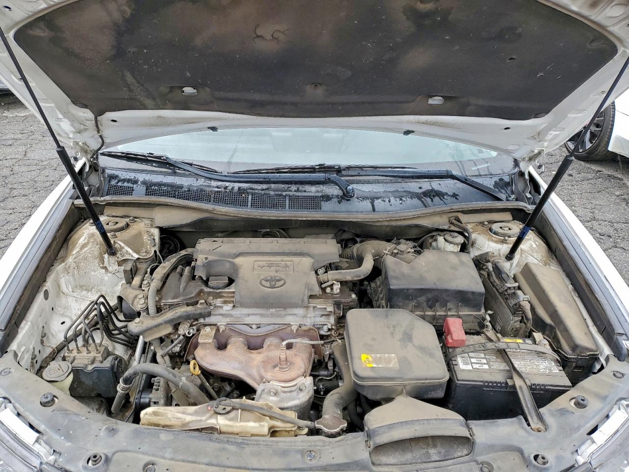 2013 TOYOTA CAMRY L photo 11