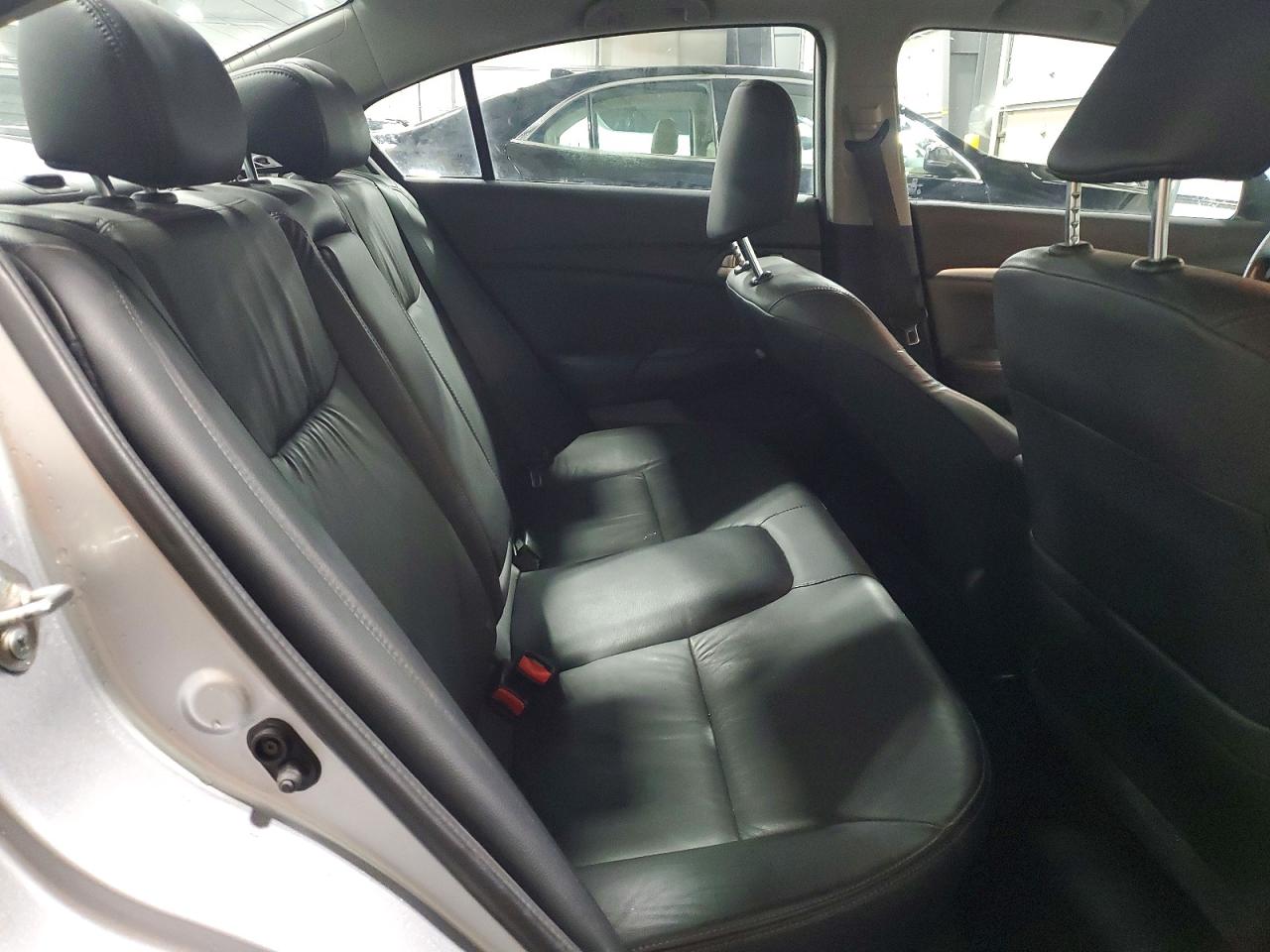 2014 HONDA CIVIC EXL photo 10