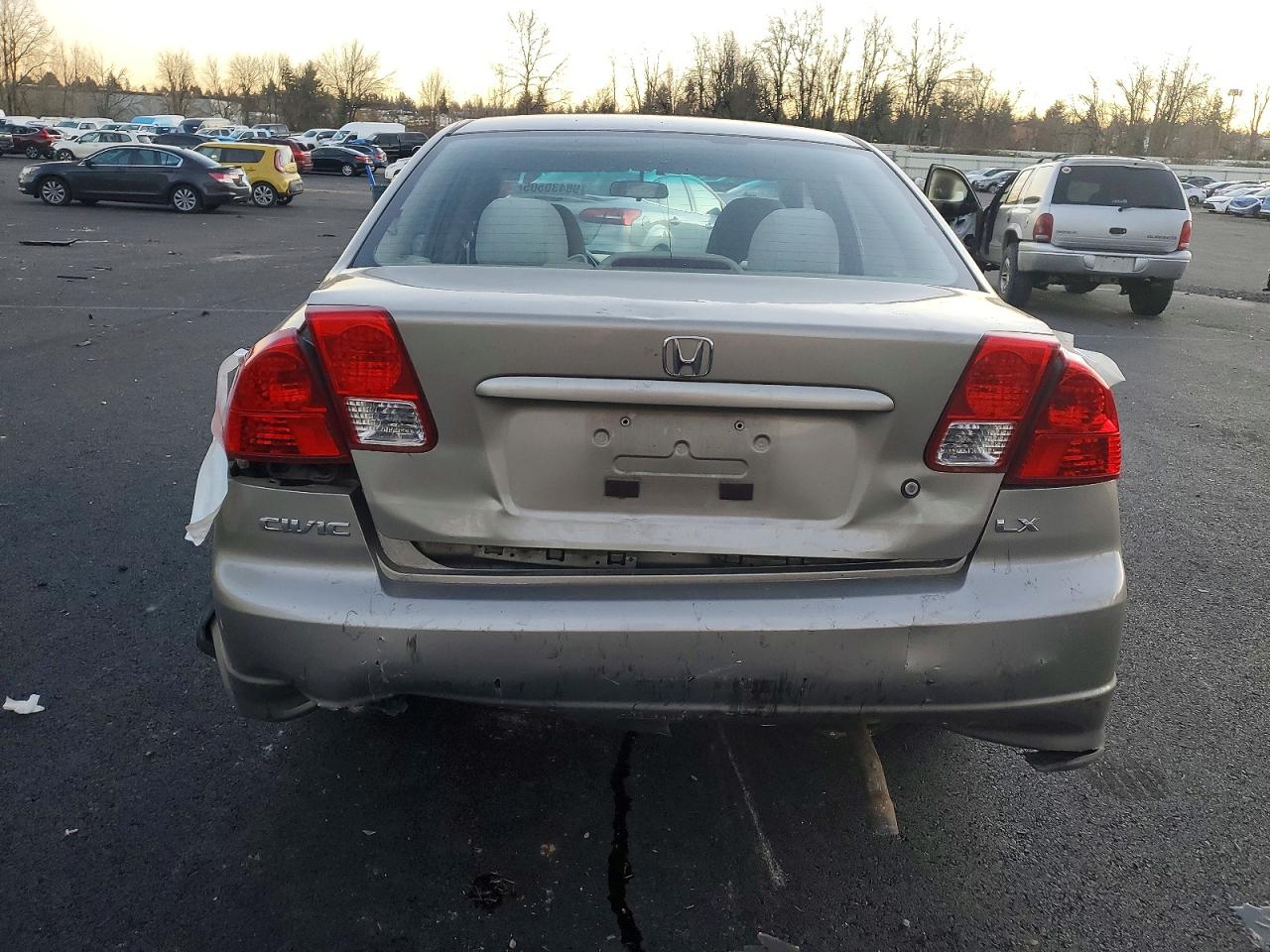 2004 HONDA CIVIC LX photo 6