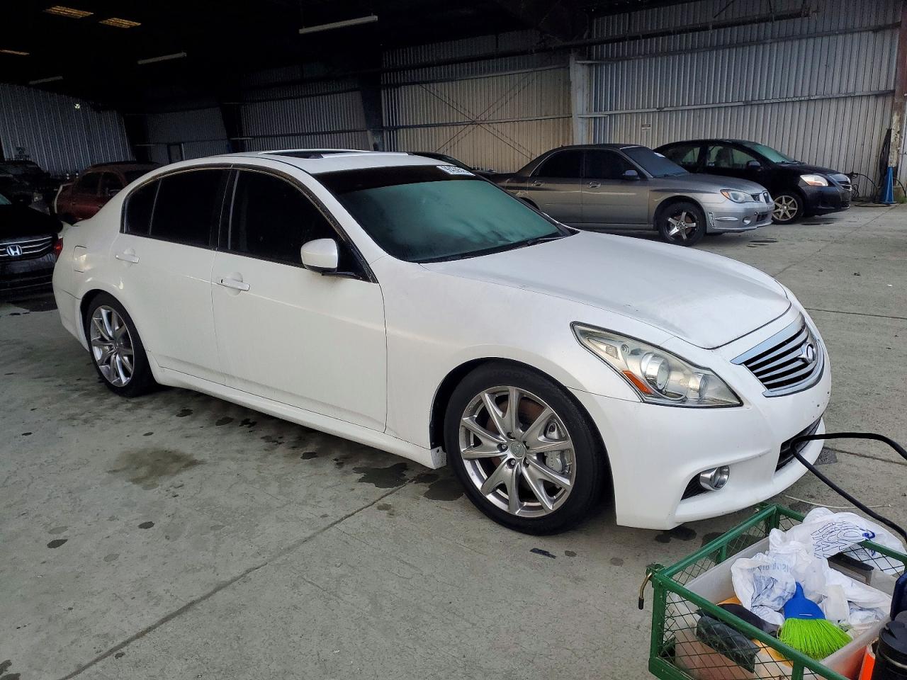 2012 INFINITI G37 BASE photo 4