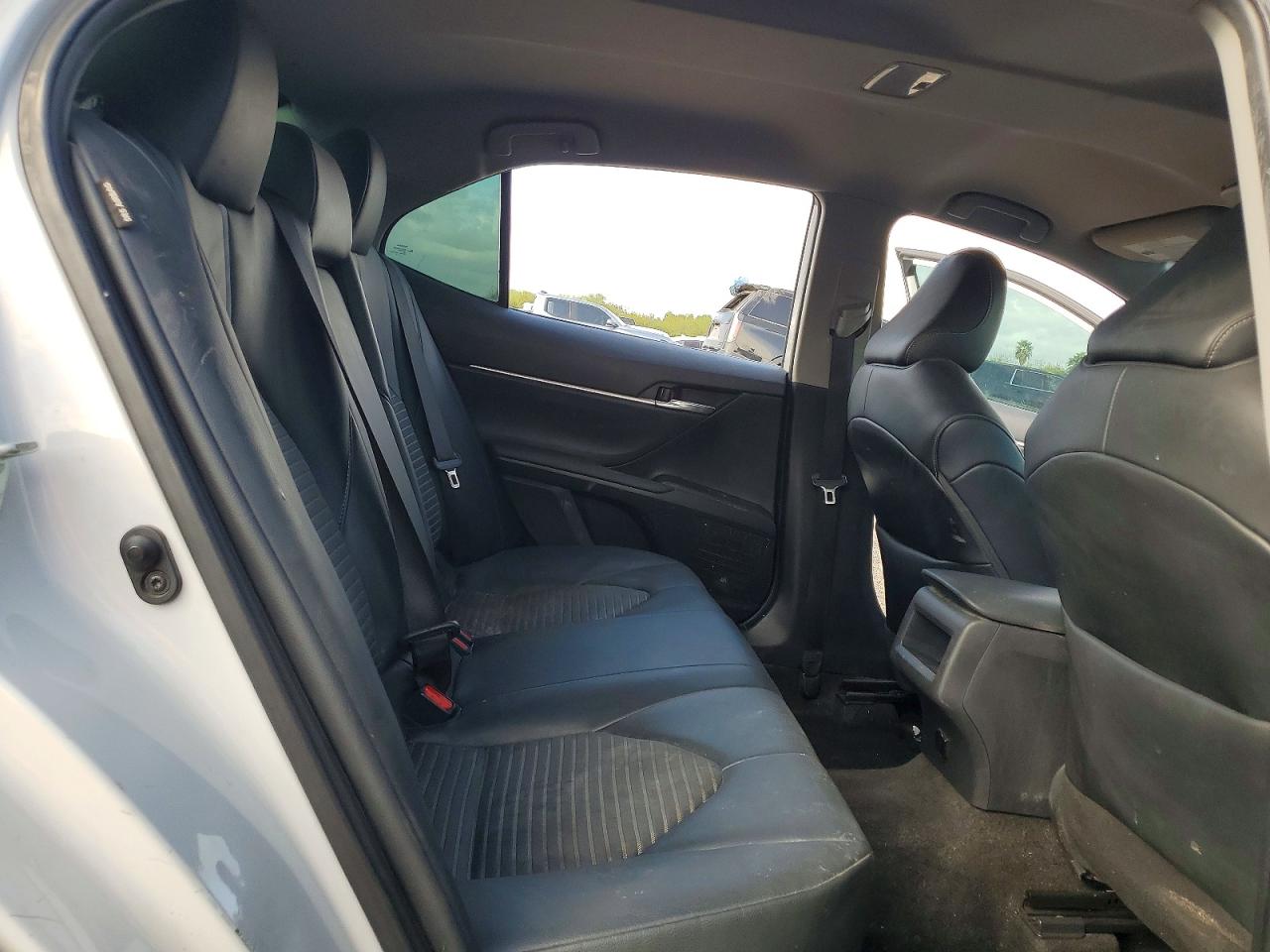 2022 TOYOTA CAMRY SE photo 10