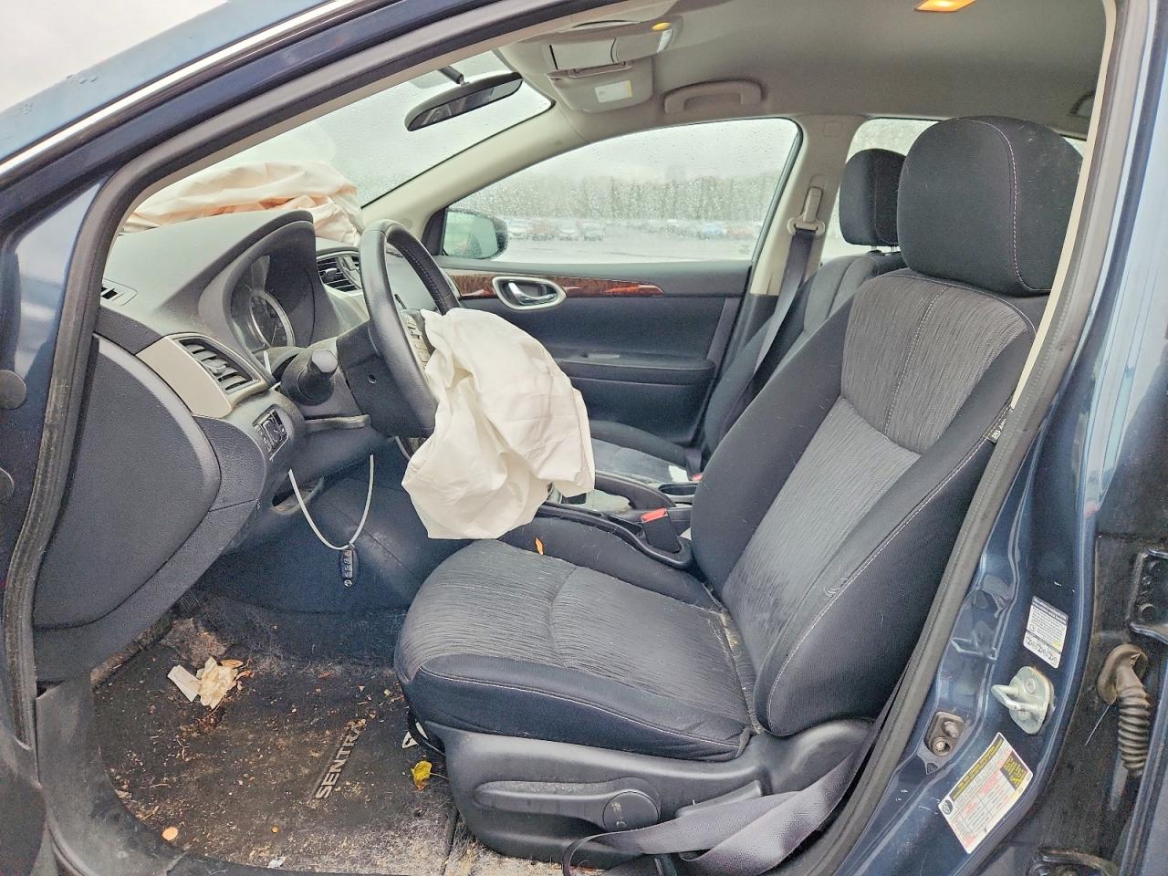2014 NISSAN SENTRA S photo 7