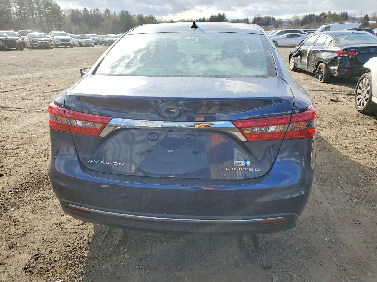2016 TOYOTA AVALON HYBRID photo 6