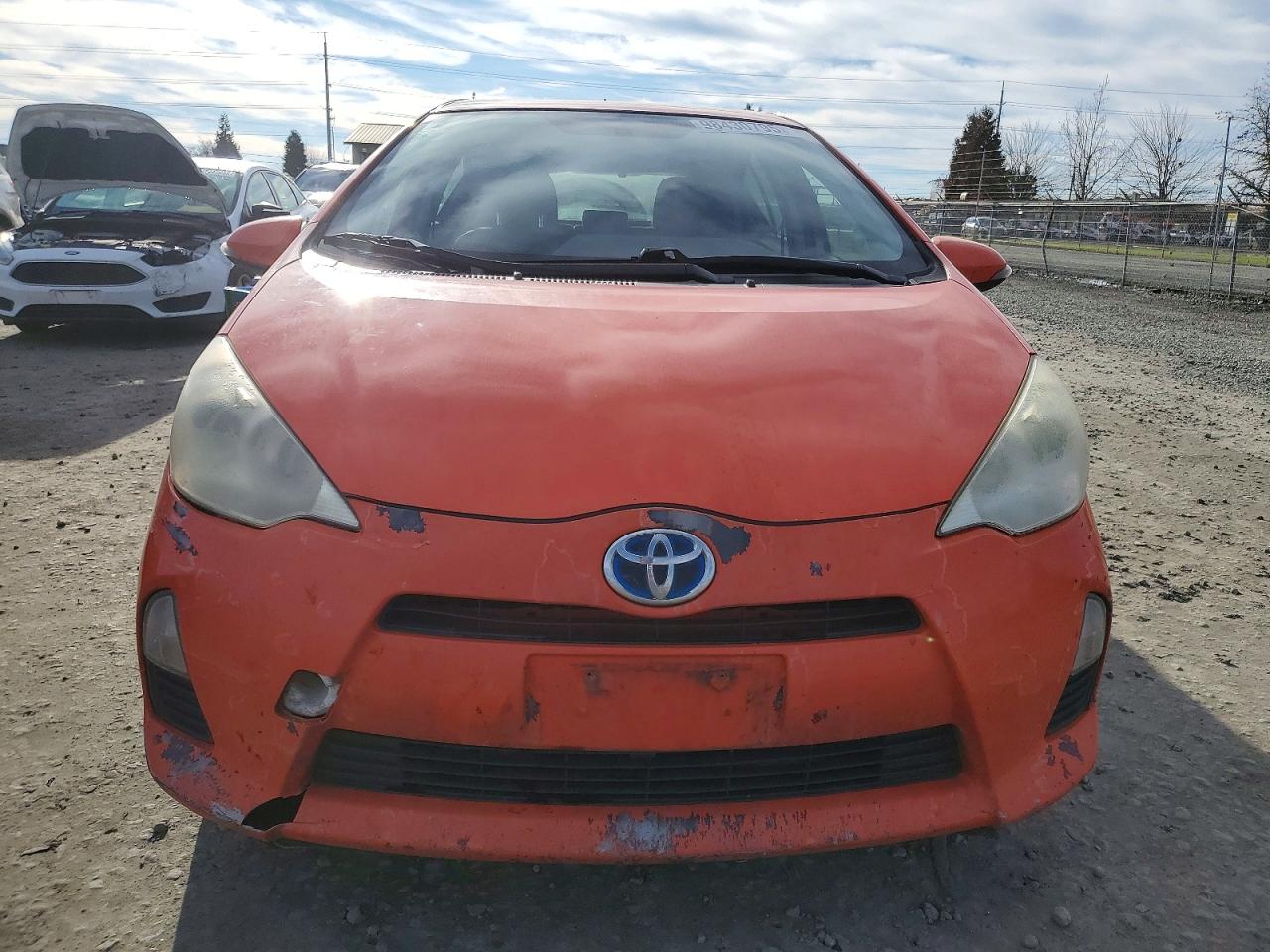2013 TOYOTA PRIUS C photo 5
