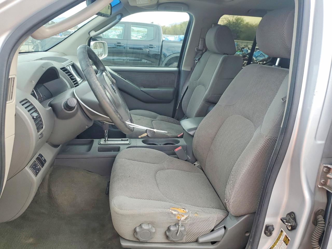 2006 NISSAN FRONTIER CREW CAB LE photo 7
