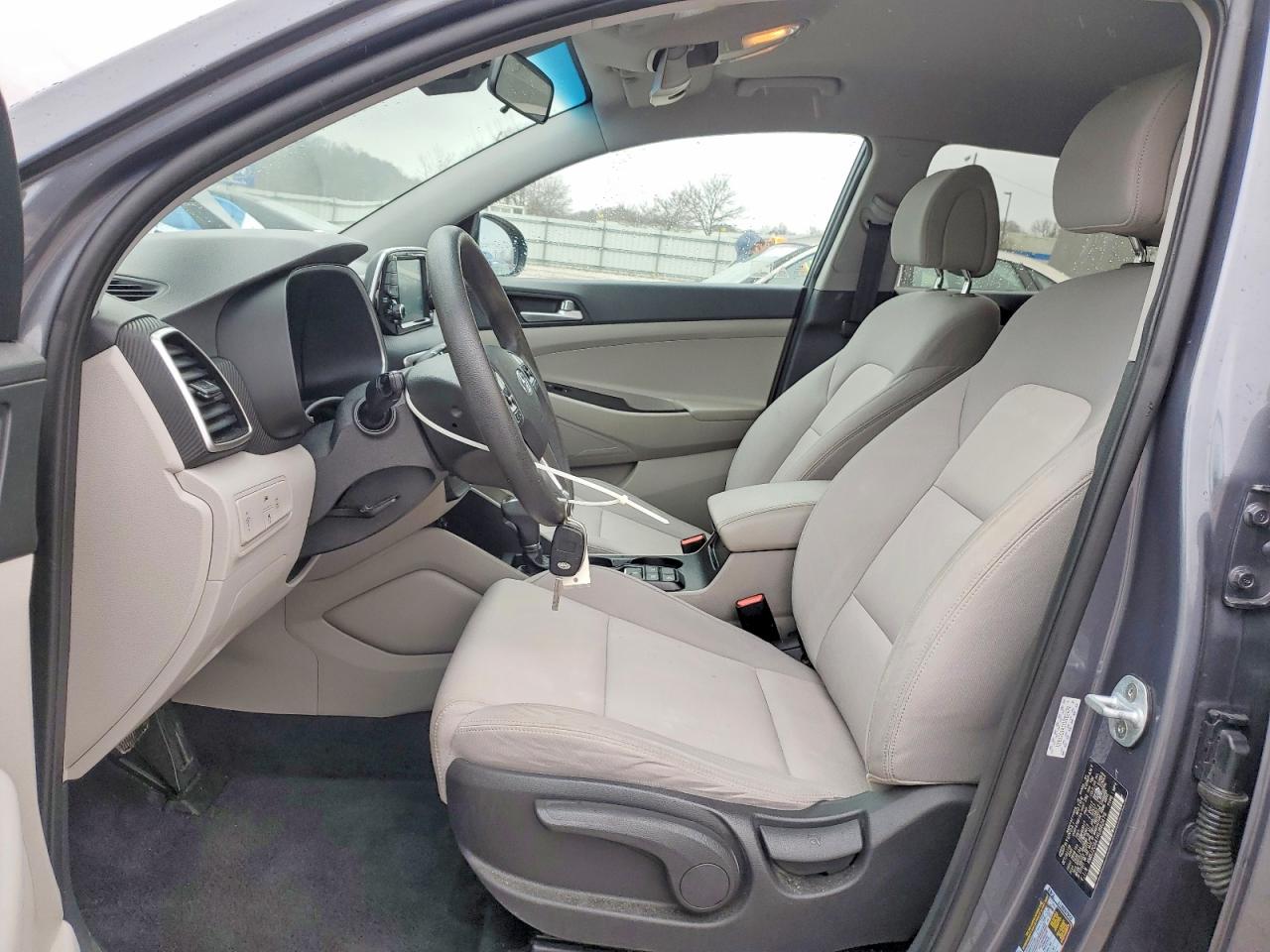 2019 HYUNDAI TUCSON SE photo 13