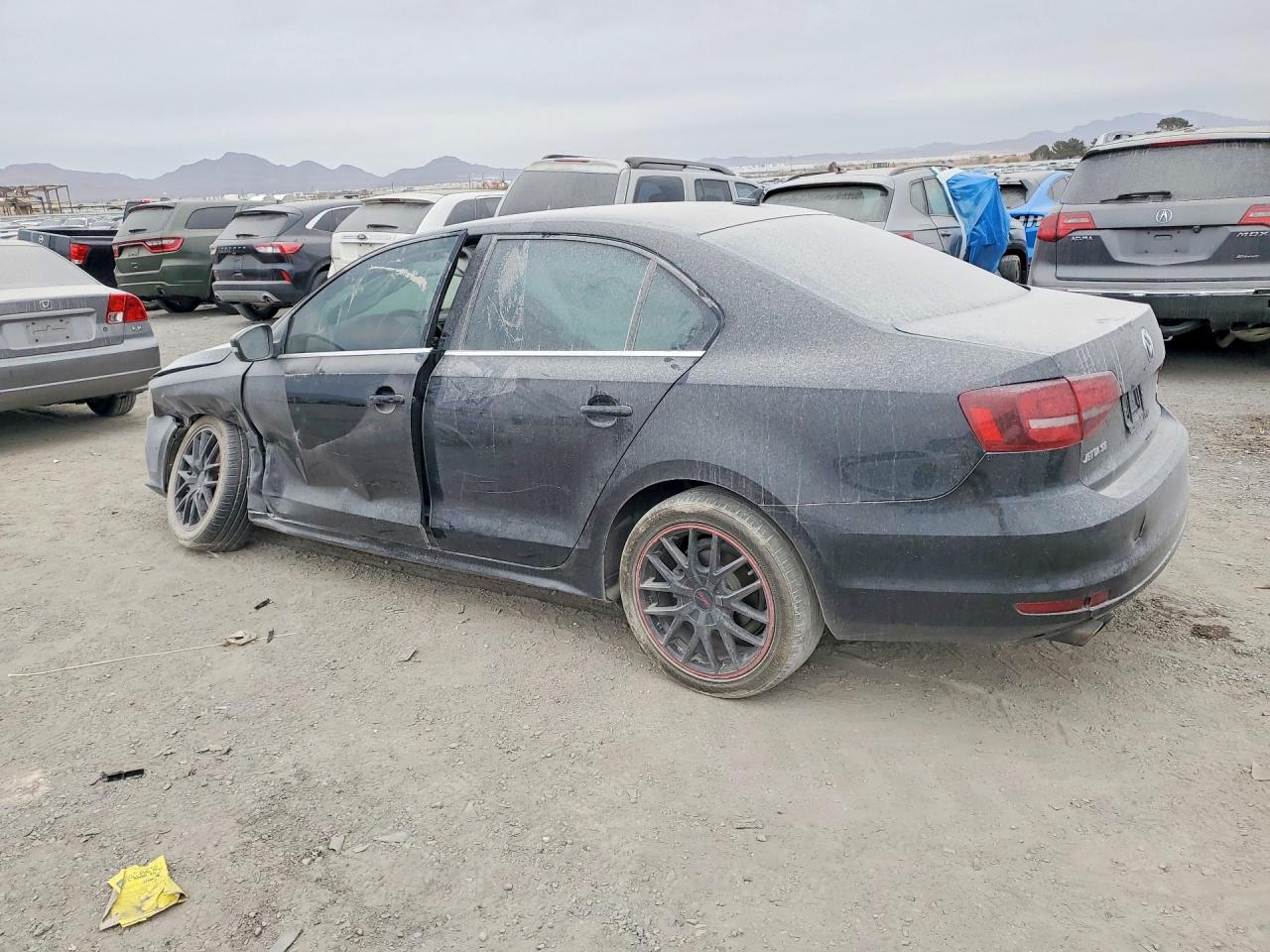2017 VOLKSWAGEN JETTA SE photo 2