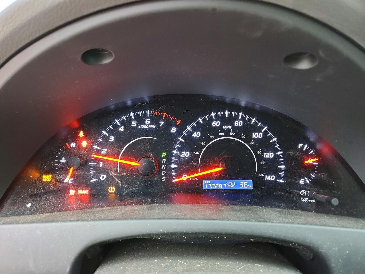 2011 TOYOTA CAMRY BASE photo 9