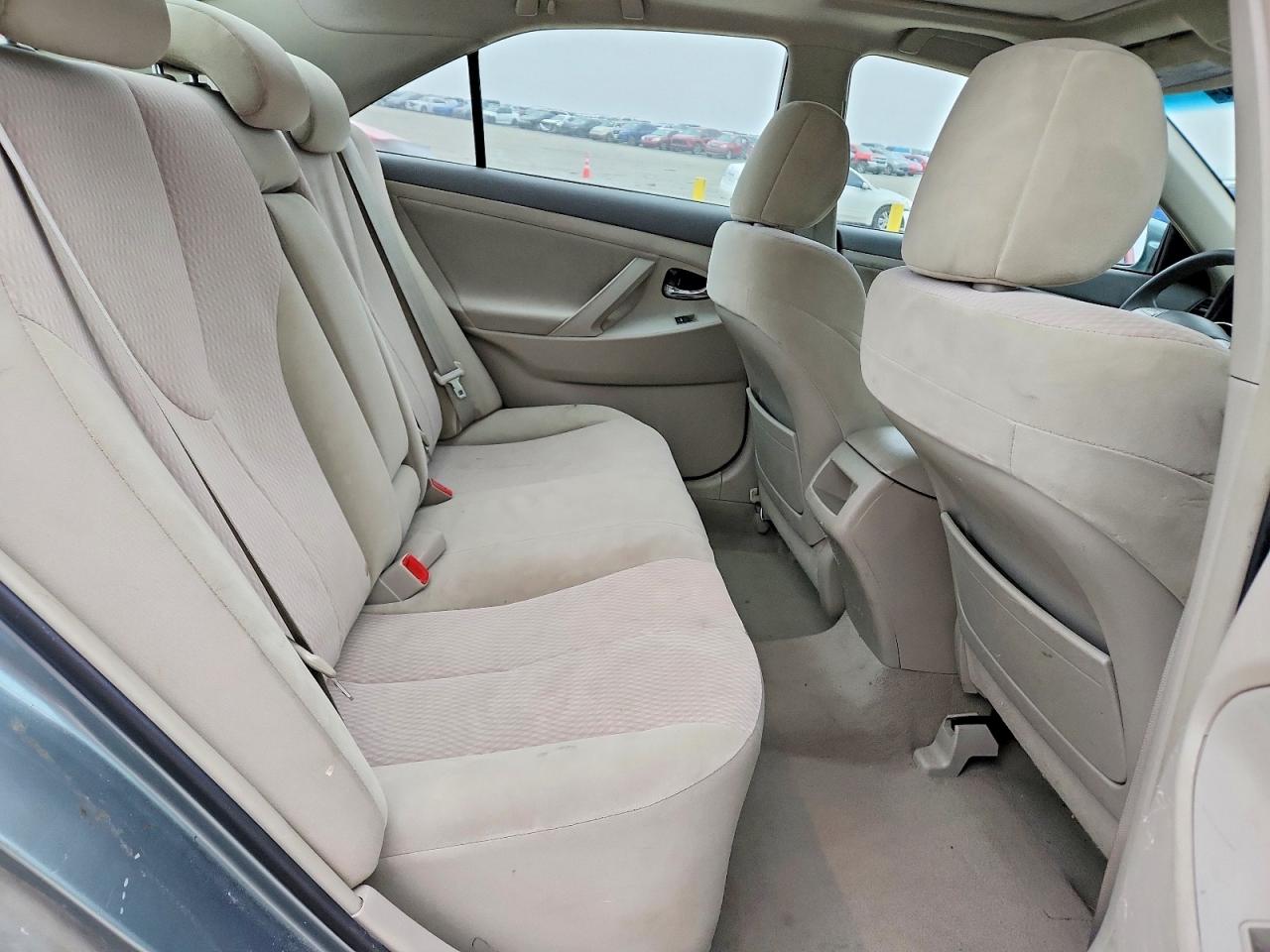 2011 TOYOTA CAMRY BASE photo 10