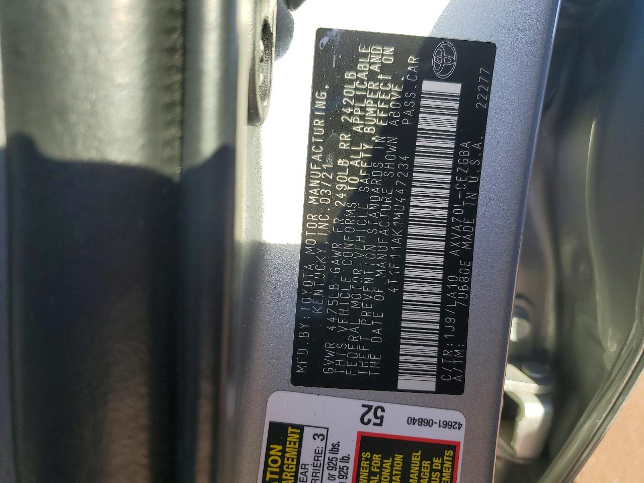 2021 TOYOTA CAMRY XLE photo 12