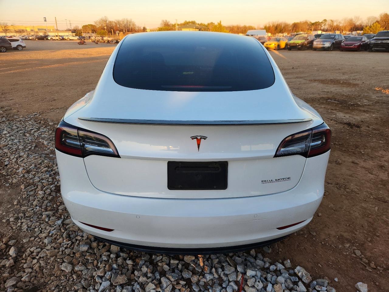 2022 TESLA MODEL 3 photo 11