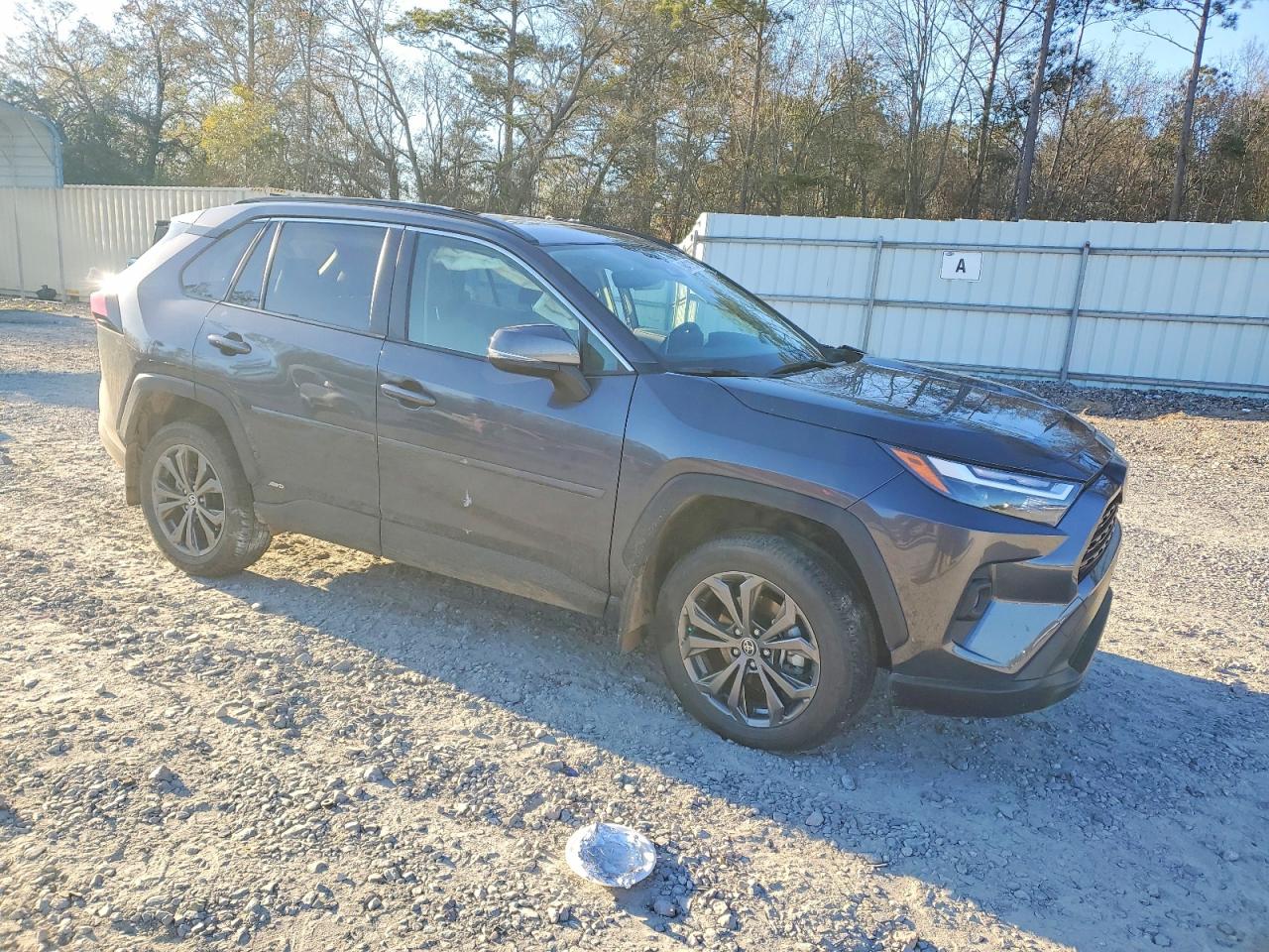 2025 TOYOTA RAV4 XLE PREMIUM photo 7