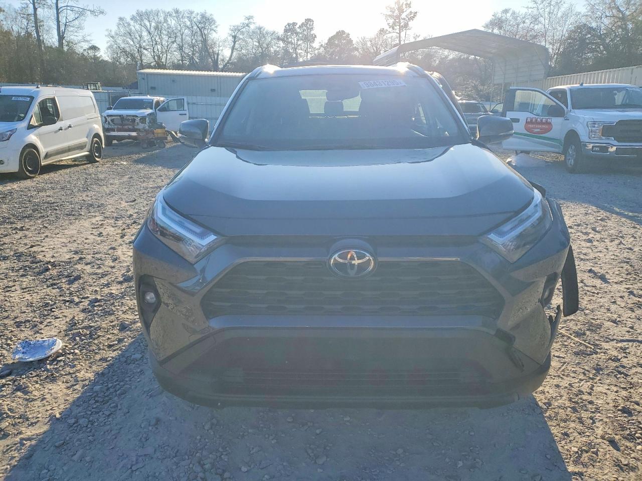 2025 TOYOTA RAV4 XLE PREMIUM photo 9