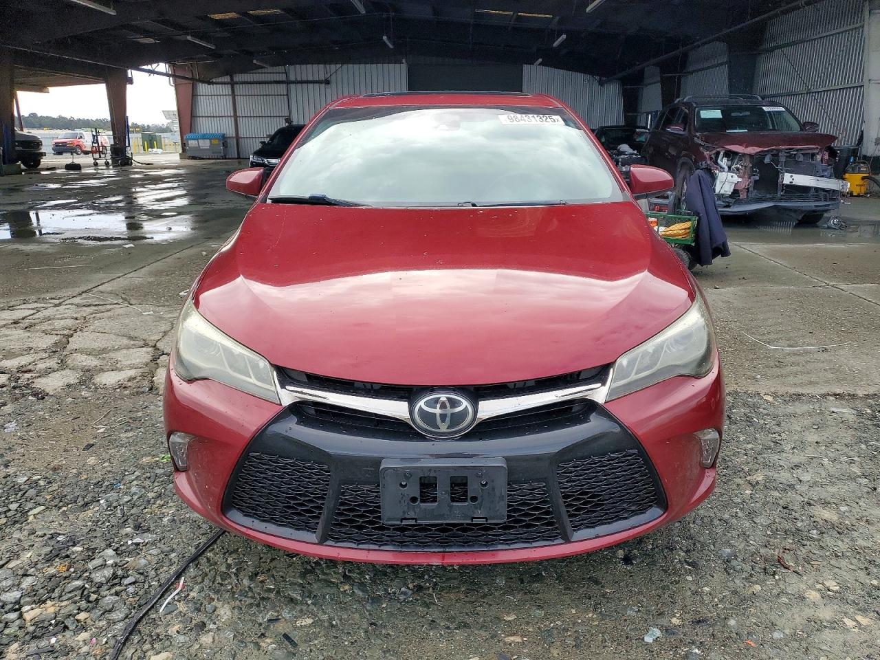 2015 TOYOTA CAMRY XSE photo 9